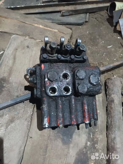 Гидрораспределитель