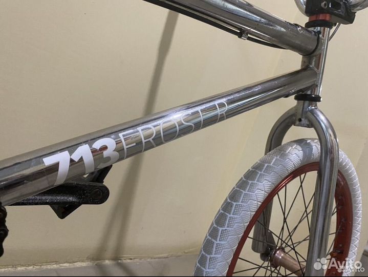 Трюковой велосипед BMX 713 Frost R silver-hrom