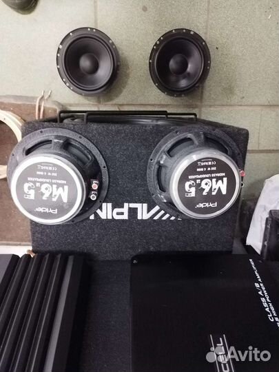 Комплект музыки в авто