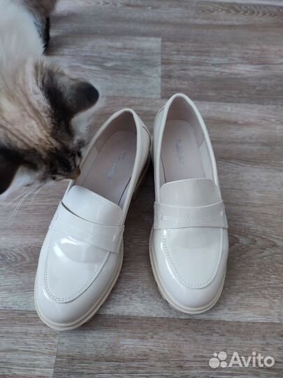 Лоферы женские