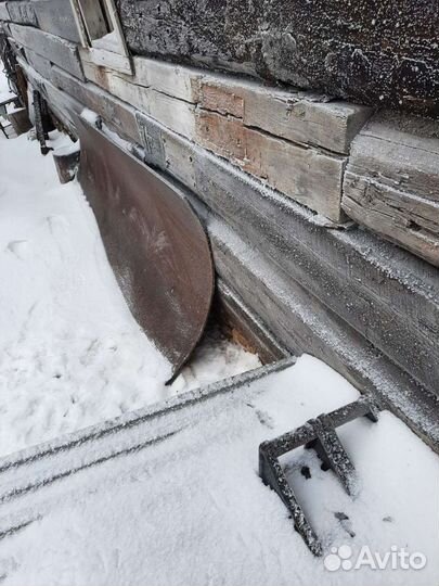 Отвал на трактор