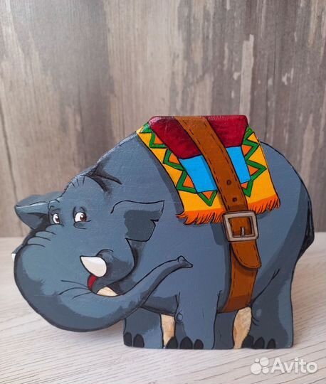 Деревянная статуэтка слон Бизнес Три богатыря