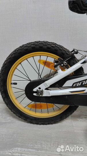 Детский велосипед Giant