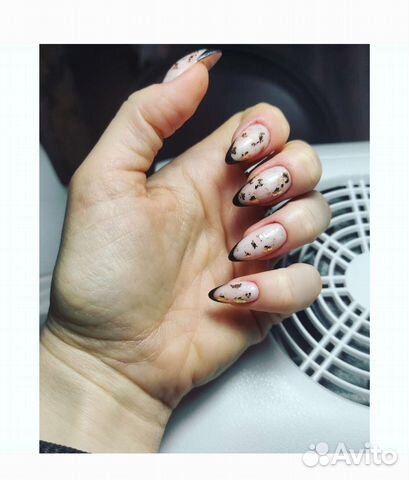 Маникюр и педикюр