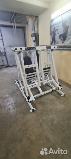 Жим ногами свободные веса Hammer Strength