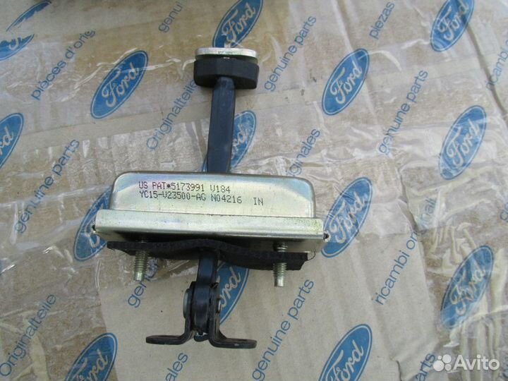 Ограничитель двери Ford Transit 2006 новый оригина