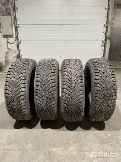Nokian Tyres Hakkapeliitta 9 SUV 225/65 R17 106T