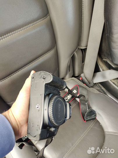 Фотоаппарат пленочный зеркальный Canon eos33