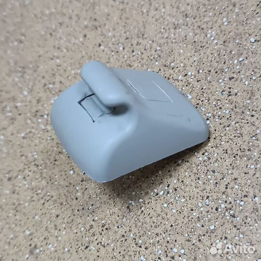 Крючок солнцезащитного крепление козырька Ford