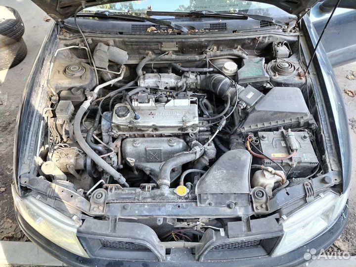 Mitsubishi Carisma 1.6 МТ, 2001, 160 000 км