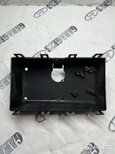 Корпус блока предохранителей Ford Focus 1