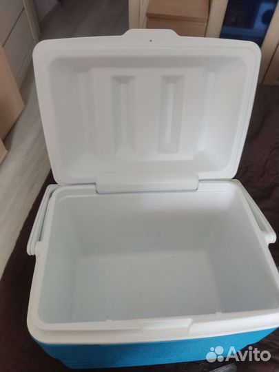 Изотермический термоконтейнер