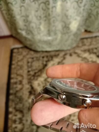 Часы наручные