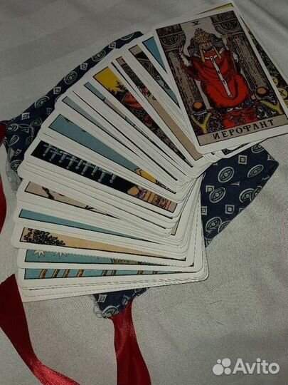 Гадание на картах таро Уэйта любой сложности
