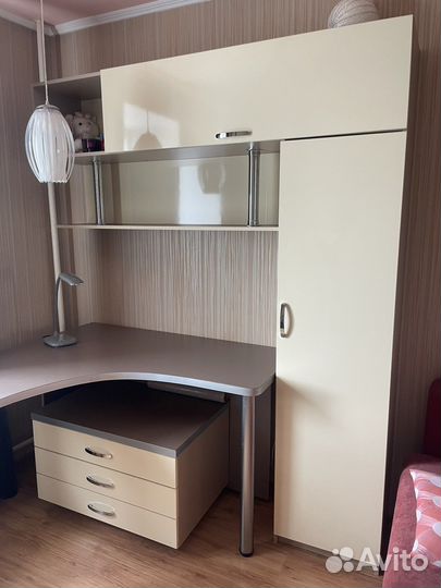 Стол, шкаф, тумба