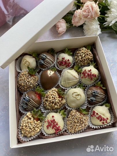 Клубника в шоколаде ручной работы