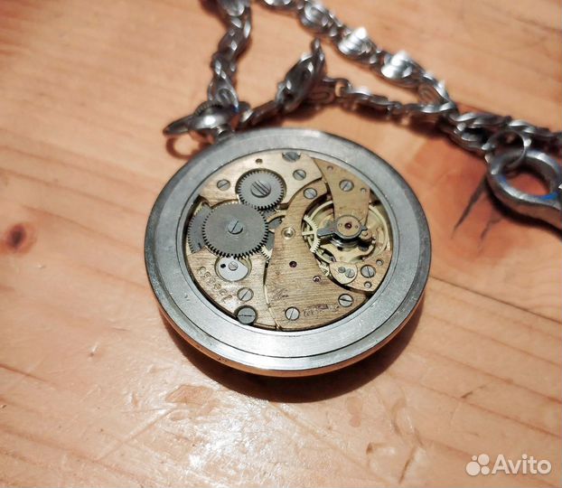 Часы на цепочке СССР