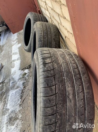 Triangle Sportex TSH11 245/45 R19 и 275/40 R19