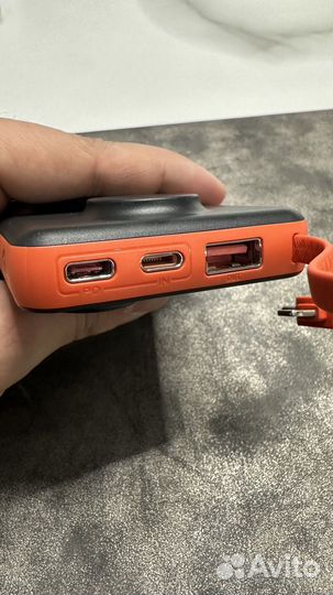 Повербанк 10000