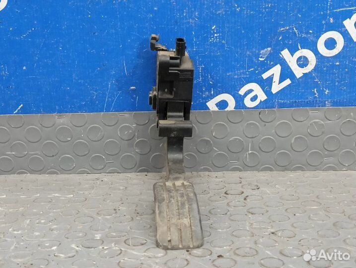 Педаль газа Renault Dokker 2017