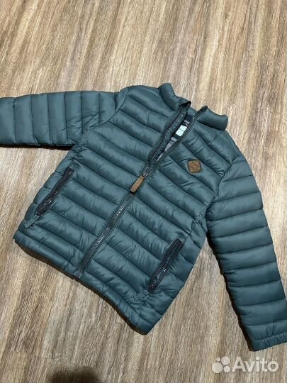 Куртка весна на мальчика 122 reserverd