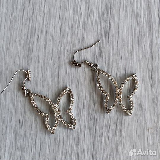 Серьги бабочки с камушками детские