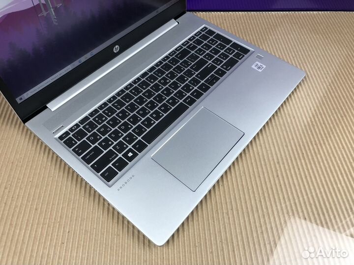 Ноутбук HP i5/6gb/256Gb