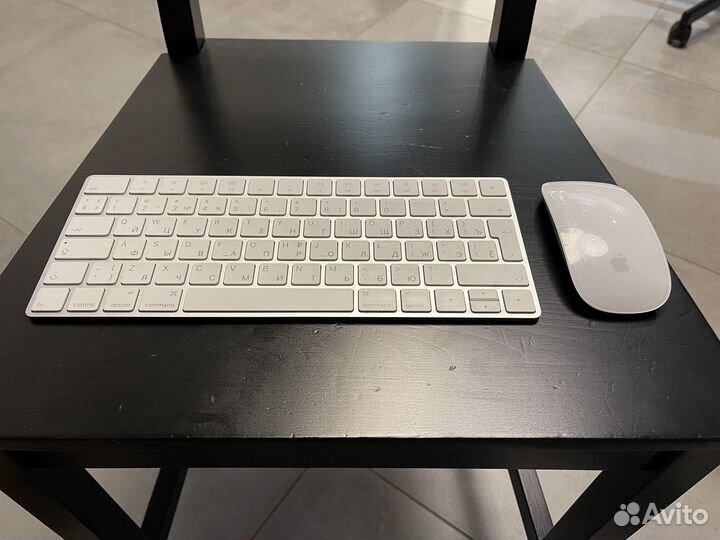 Клавиатура и мышь Apple