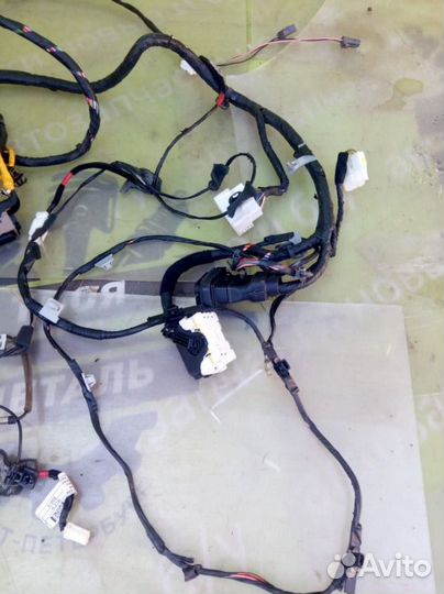 Коса салона Hyundai Solaris 1 sedan 1.6 G4FC 2015