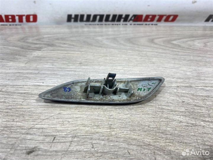 Заглушка фароомывателя правая Mazda 3 Bm Bn 2.0