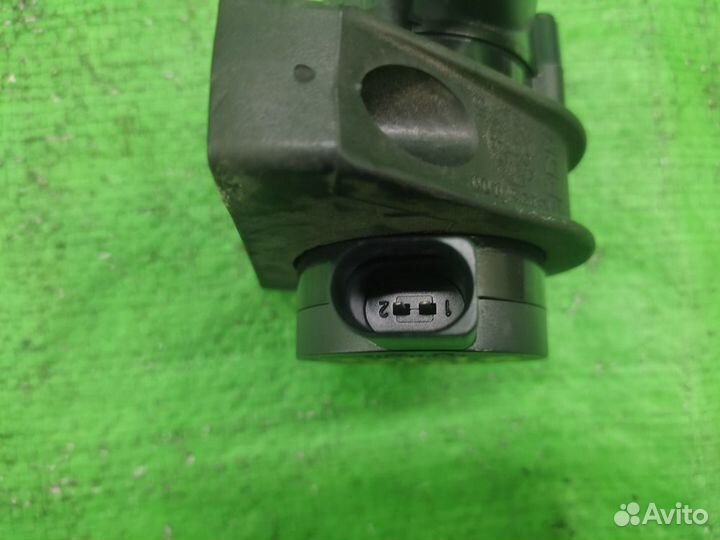 Насос (помпа) электрический VW Tiguan/Passat/Jetta