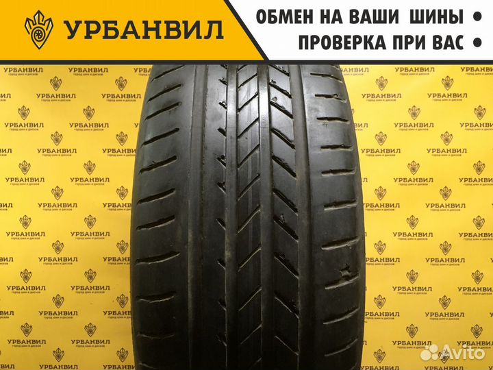 Goodyear EfficientGrip 235/45 R19 95V
