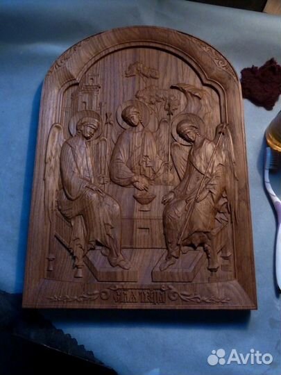 Иконы резные