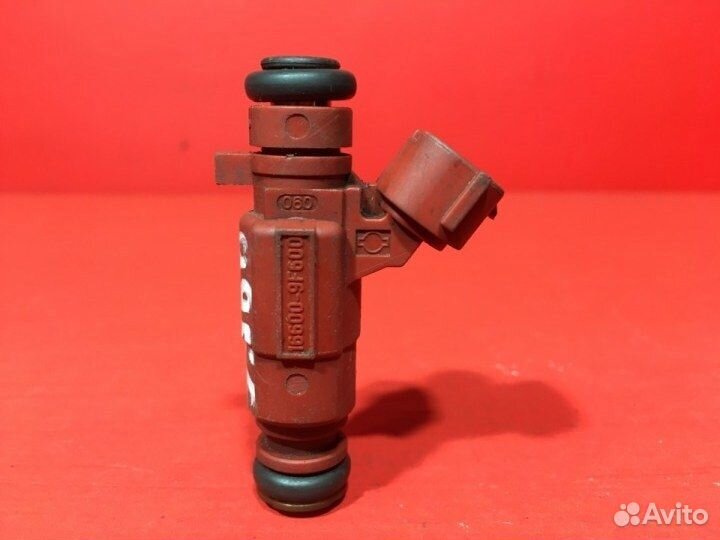 Форсунка Nissan Almera N16 2003