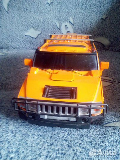 Машинка трансформер на пульте управления