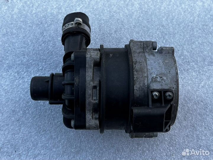 Помпа BMW F01 F10