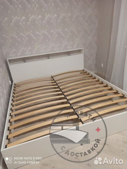 Кровать двуспальная