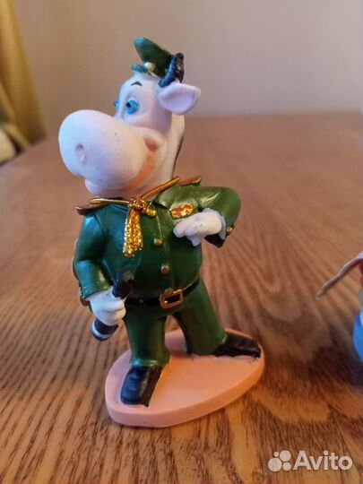 Статуэтки фигурки коровки и бычка