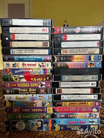 Видеокассеты, видеодиски, аудиодиски, караоке, игр