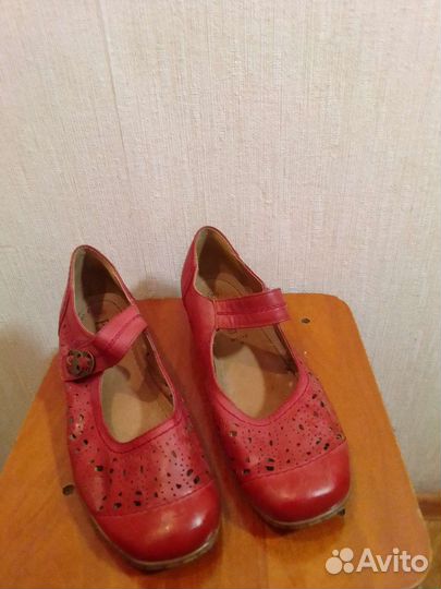 Туфли женские 39 размер кожаные новые