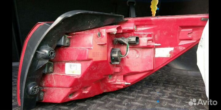 Фонарь kia sportage3 левый оригинал Корея