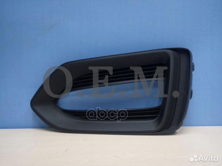 Окантовка противотуманной фары правая Hyundai S