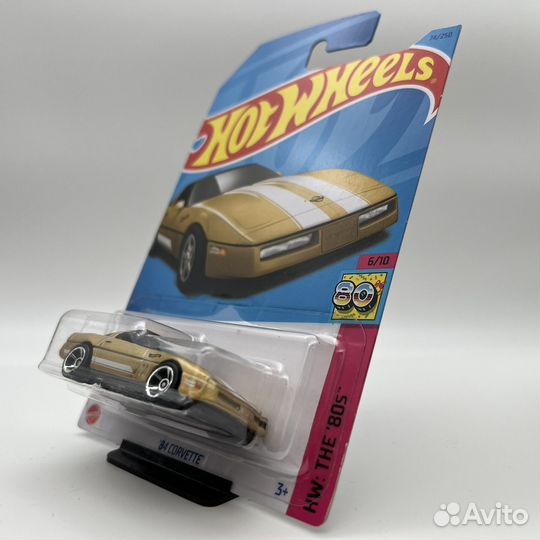 Hot Wheels 84 Corvette