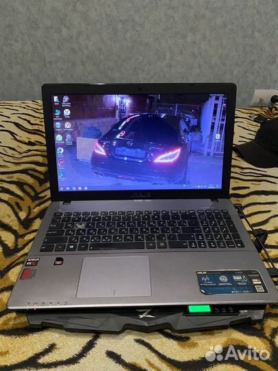 Ноутбук asus x550z