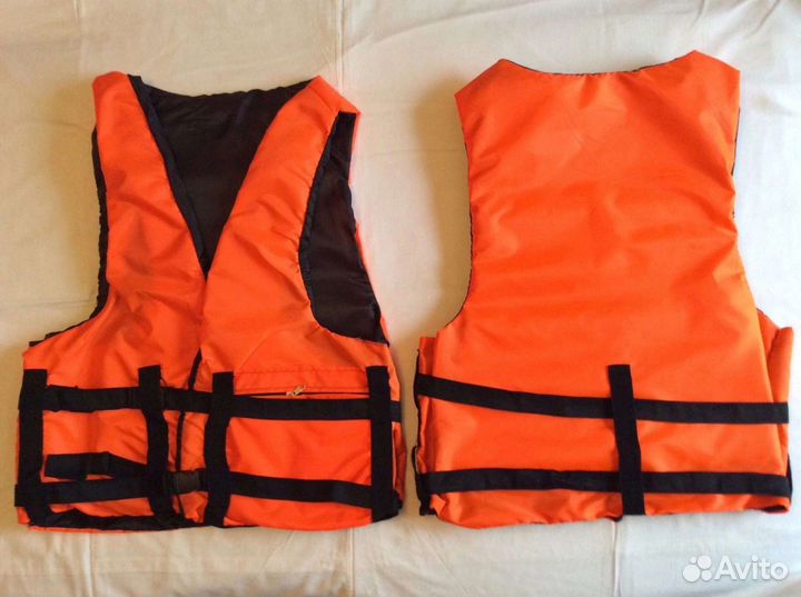 Спасательный жилет