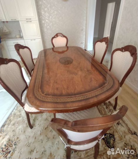 Гостиный гарнитур бу столы стулья комод горка