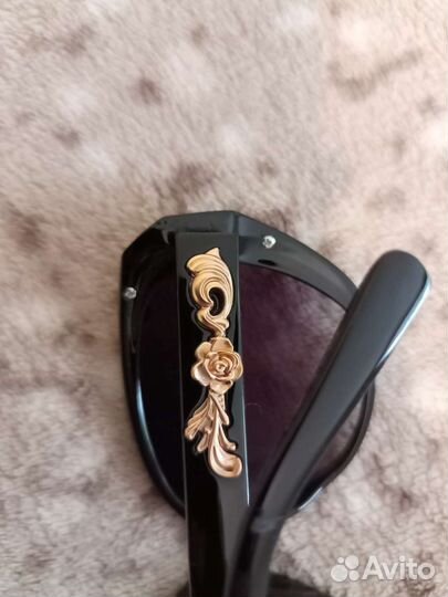 Солнцезащитные очки женские