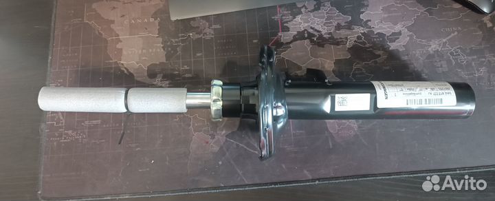 Амортизатор передний Skoda Octavia A8