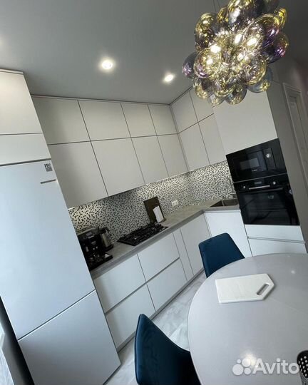 Современные кухни на заказ