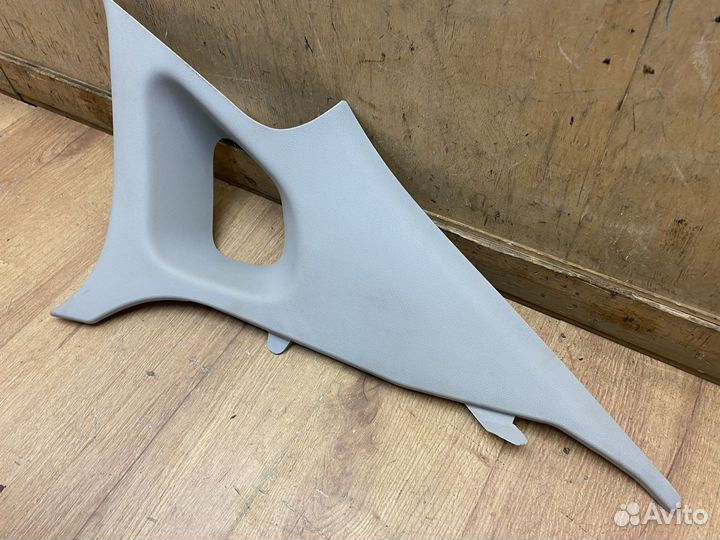 Обшивка стойки задняя правая Kia Optima 4